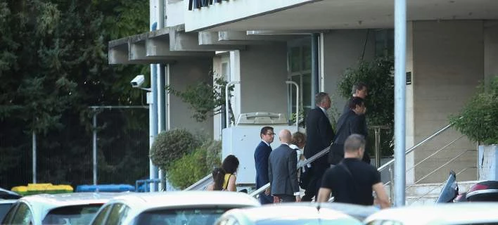 Η τρόικα επανήλθε με έδρα το υπ. Δικαιοσύνης-Τέλος το παραμύθι του Χίλτον